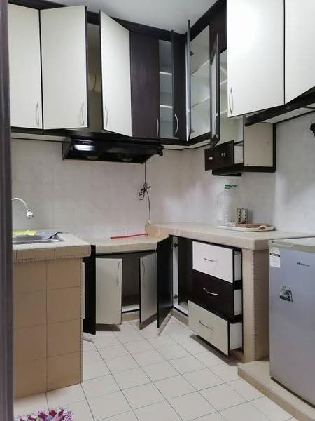 Apartment for Rent at D'Palma - Yi Jun - Kitchen - PropertyGuru.com.my
