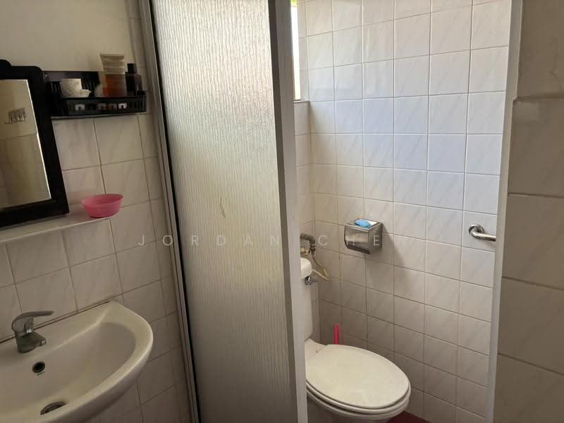 2-storey Terraced House for Sale in SS2 (Petaling Jaya) - Jordan Chen - Bathroom - PropertyGuru.com.my