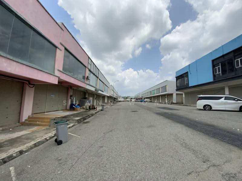 Shop for Sale in Nilai (Negeri Sembilan) - Shann Wong - Exterior - PropertyGuru.com.my