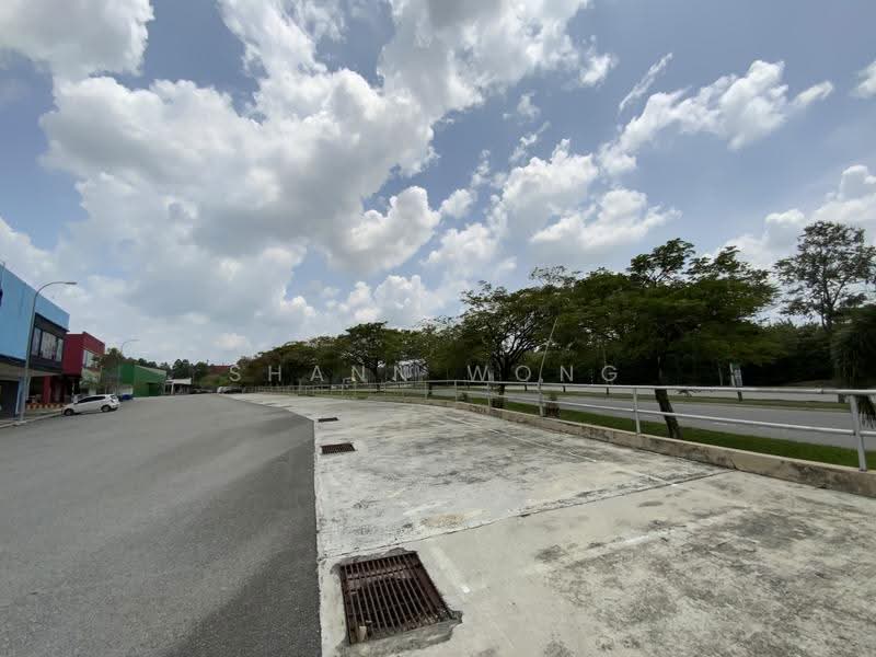 Shop for Sale in Nilai (Negeri Sembilan) - Shann Wong - Exterior - PropertyGuru.com.my