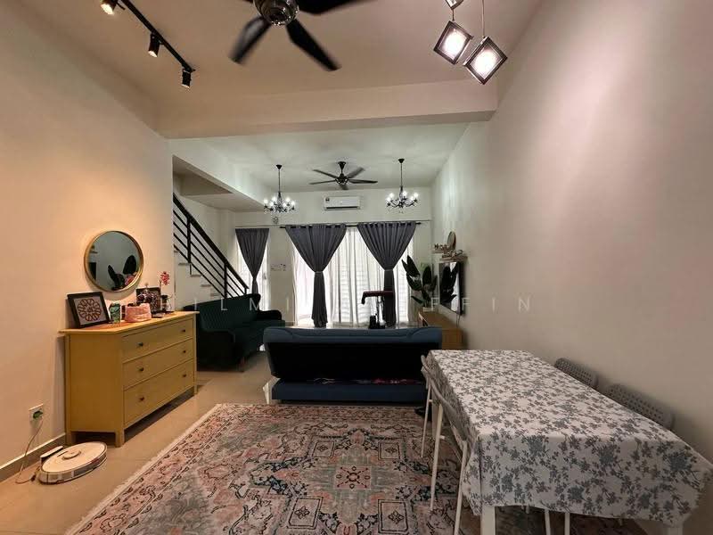 2-storey Terraced House for Sale in Bandar Country Homes (Rawang) - Hilmi Ariffin - Living Room - PropertyGuru.com.my