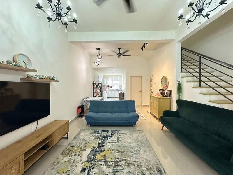 2-storey Terraced House for Sale in Bandar Country Homes (Rawang) - Hilmi Ariffin - Living Room - PropertyGuru.com.my