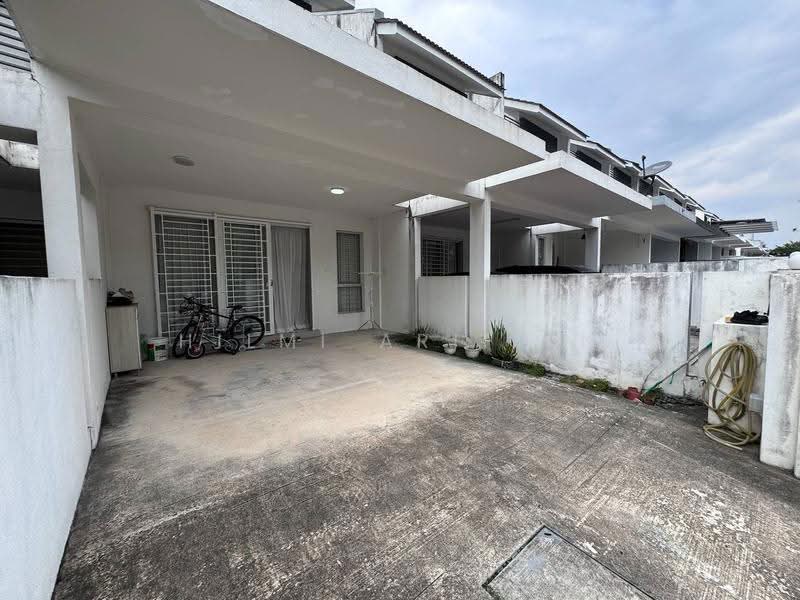 2-storey Terraced House for Sale in Bandar Country Homes (Rawang) - Hilmi Ariffin - PropertyGuru.com.my