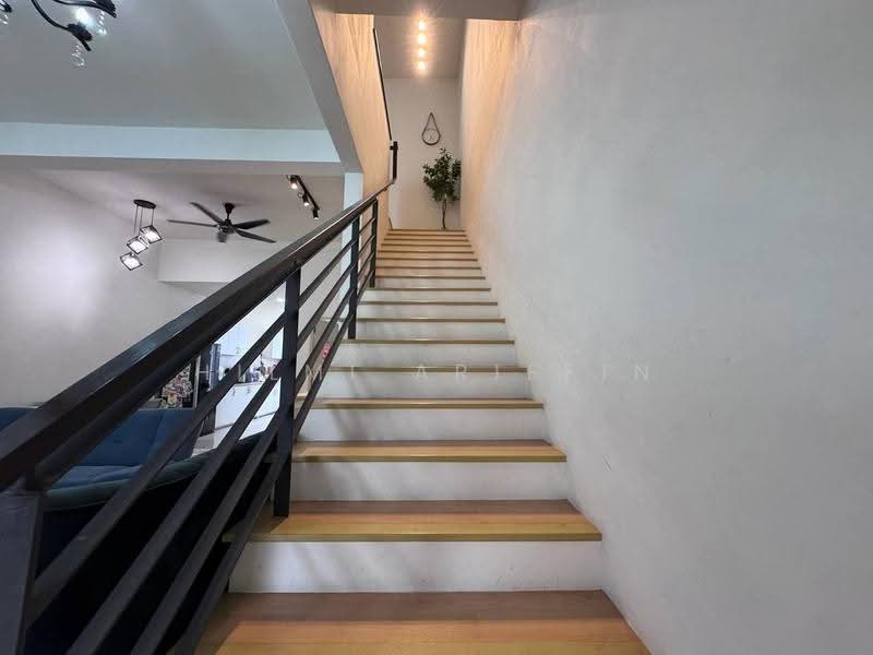 2-storey Terraced House for Sale in Bandar Country Homes (Rawang) - Hilmi Ariffin - Interior - PropertyGuru.com.my