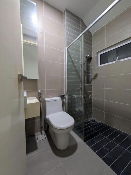 2.5-storey Terraced House for Sale in Presint 14 (Putrajaya) - Jik Wafa - Bathroom - PropertyGuru.com.my