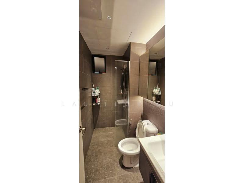 Condominium for Rent at Majestic Maxim - Lau Teck Hu - Bathroom - PropertyGuru.com.my