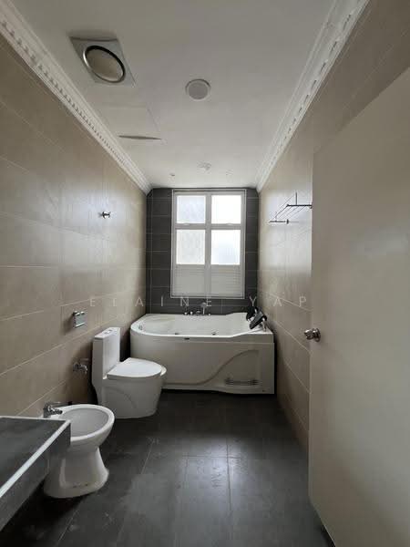 Rumah Teres untuk Dijual di Shah Alam (Selangor) - Elaine Yap - Bathroom - PropertyGuru.com.my