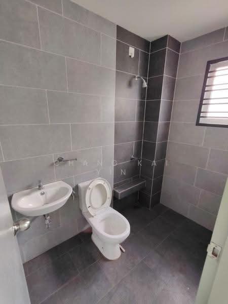 Rumah Teres 2-Tingkat untuk Disewa di Masai (Johor) - Chang Kai Yin - Bathroom - PropertyGuru.com.my