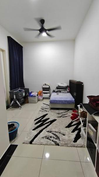 Rumah Kluster untuk Dijual di Setia Tropika (Johor Bahru) - Caryn Ter - Bedroom - PropertyGuru.com.my