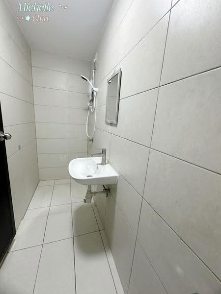 Kediaman Servis untuk Disewa di MARC Residences - Michelle Chia - Bathroom - PropertyGuru.com.my