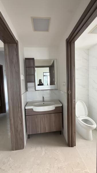 Apartment for Sale at Starview Bay @ Forest City - Trish Ng - Bathroom - PropertyGuru.com.my