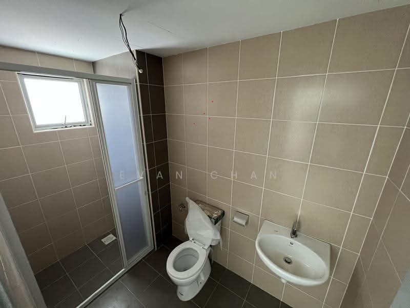 Service Residence for Sale at Serviced Residence @ Razak City Residences (RC Residences) - Evan Chan - Bathroom - PropertyGuru.com.my