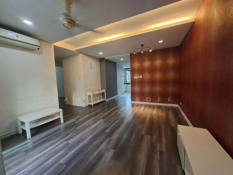 Townhouse for Rent in Bandar Tun Hussein Onn (Cheras) - Zamri Yusoff - Living Room - PropertyGuru.com.my