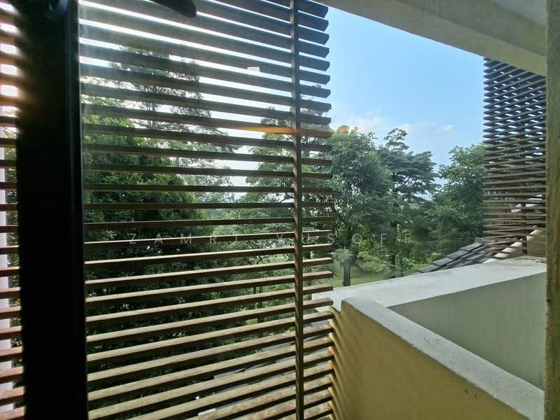 Townhouse for Rent in Bandar Tun Hussein Onn (Cheras) - Zamri Yusoff - Balcony - PropertyGuru.com.my