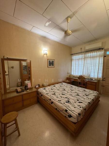 2-storey Terraced House for Sale in Island Glades (Jelutong) - Matthew Png - Bedroom - PropertyGuru.com.my