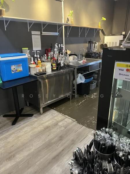 Ruang Niaga untuk Disewa di Usj 21 (Subang Jaya) - Rosey Chong - Kitchen - PropertyGuru.com.my