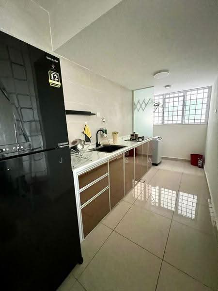 Service Residence for Sale at KSL Avery Park - John Sia - Kitchen - PropertyGuru.com.my