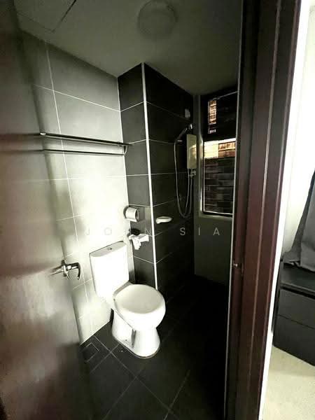 Service Residence for Sale at KSL Avery Park - John Sia - Bathroom - PropertyGuru.com.my