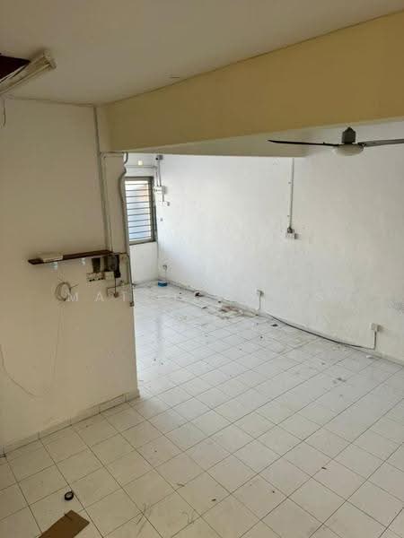 2-storey Terraced House for Sale in Island Glades (Jelutong) - Matthew Png - Interior - PropertyGuru.com.my