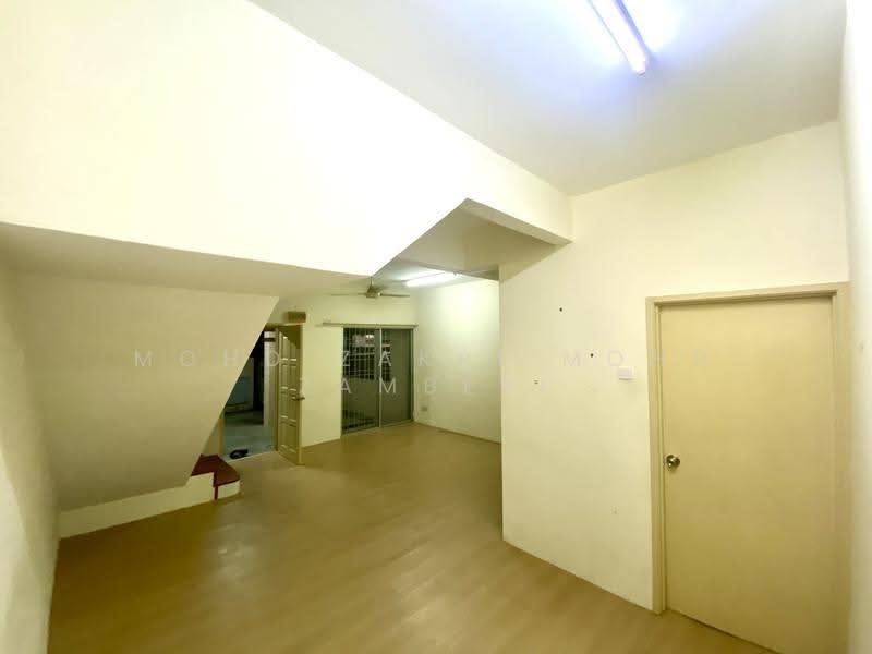 Terraced House for Sale in Sungai Buloh (Selangor) - Mohd Zakri Mohd Zamberi - Interior - PropertyGuru.com.my