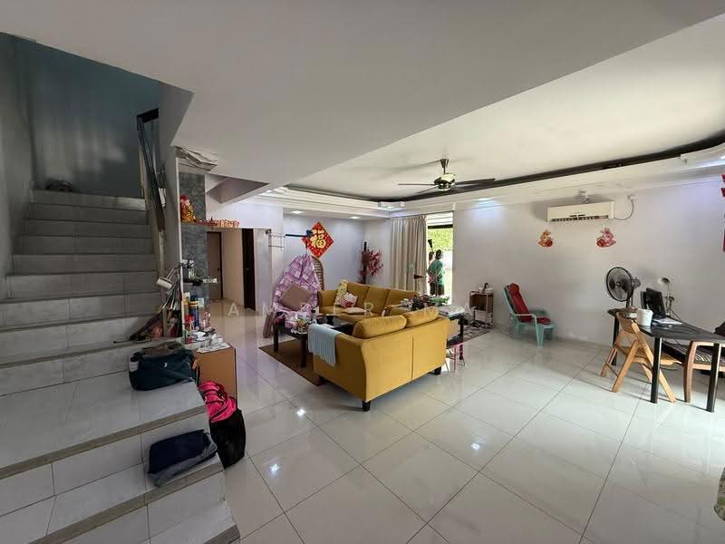 2-storey Terraced House for Sale in Taman Desa Cemerlang (Ulu Tiram) - Amber Ma - Living Room - PropertyGuru.com.my