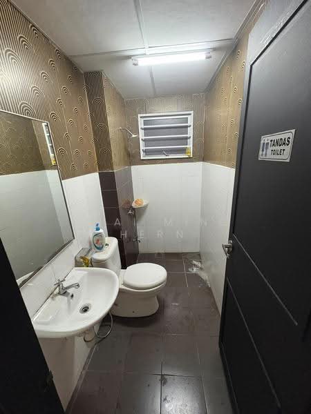 Apartment for Rent at Residensi Alam Damai (PR1MA @ Alam Damai) - Chai Ming Hern - Bathroom - PropertyGuru.com.my