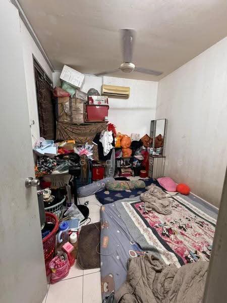 Apartment for Sale at Denai Nusantara Apartment - Hong Charng Lee - Bedroom - PropertyGuru.com.my