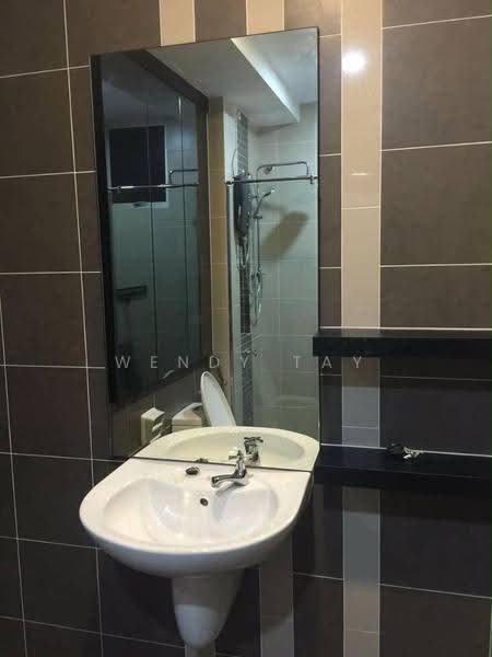 Apartment for Rent at D'Rich Executive Suites - Wendy Tay - Bathroom - PropertyGuru.com.my