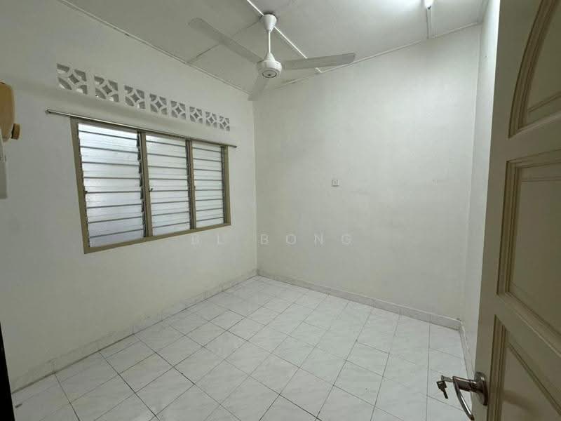 1-storey Terraced House for Sale in Taman Datuk Palembang (Bukit Baru) - BL Bong - Interior - PropertyGuru.com.my