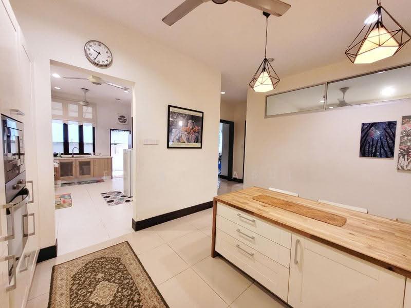 Rumah Berkembar untuk Dijual di Desa Sri Hartamas (Sri Hartamas) - Farah Rasul - Kitchen - PropertyGuru.com.my