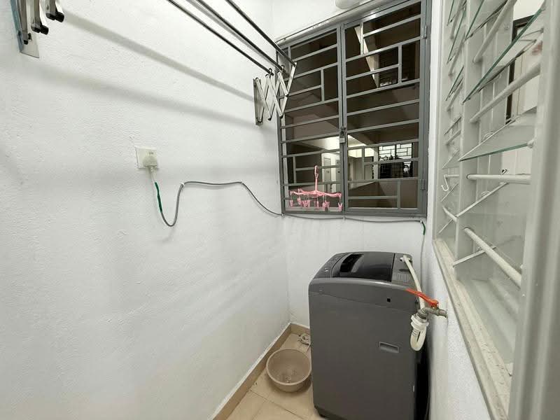 Kediaman Servis untuk Dijual di Main Place Residence - Kenix Lee - Interior - PropertyGuru.com.my