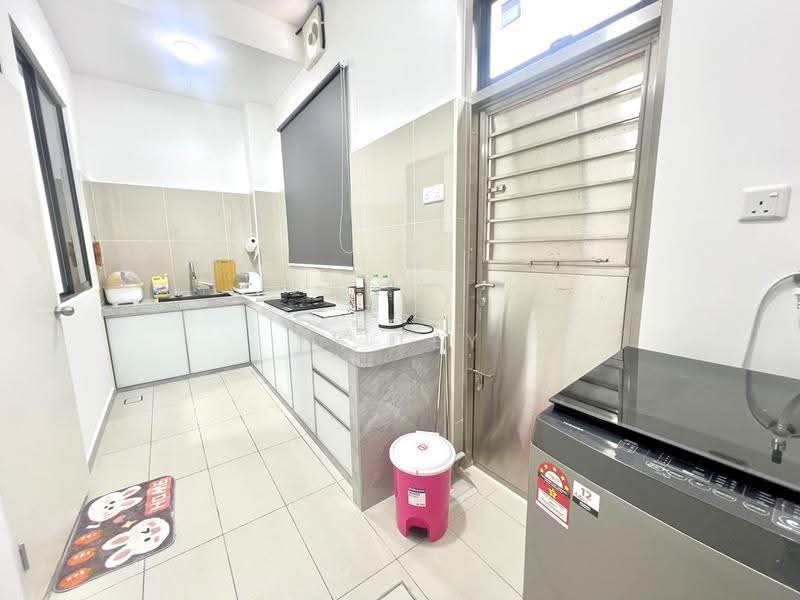Terraced House for Rent in Taman Desa Tebrau (Tebrau) - YY Tey - Kitchen - PropertyGuru.com.my