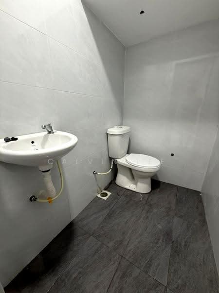 Rumah Teres 1-Tingkat untuk Dijual di Kangkar Pulai (Skudai) - Calvin Lee - Bathroom - PropertyGuru.com.my