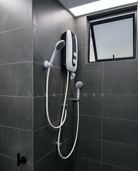 Service Residence for Sale at Majestic Maxim - KINKI CHAN - Bathroom - PropertyGuru.com.my
