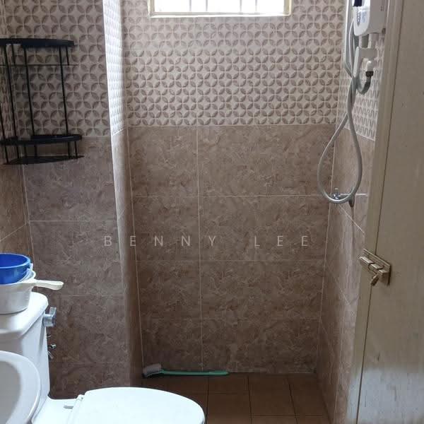 Apartment for Rent at Sri Ixora Apartment - Benny Lee - Bathroom - PropertyGuru.com.my