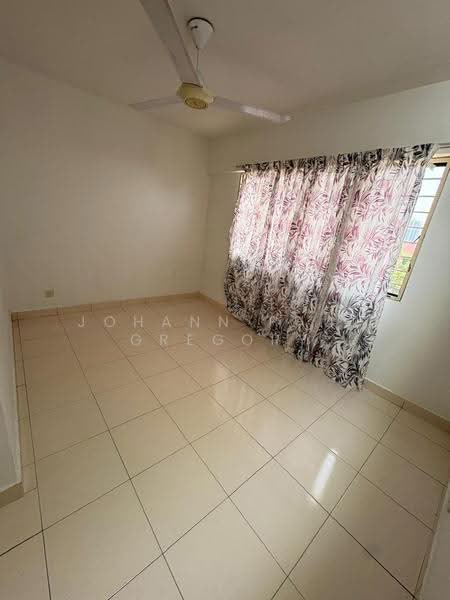 Condominium for Sale at Putra Villa - Johann Paul Gregory - Interior - PropertyGuru.com.my