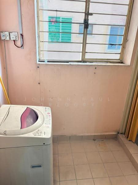 Condominium for Sale at Putra Villa - Johann Paul Gregory - Interior - PropertyGuru.com.my