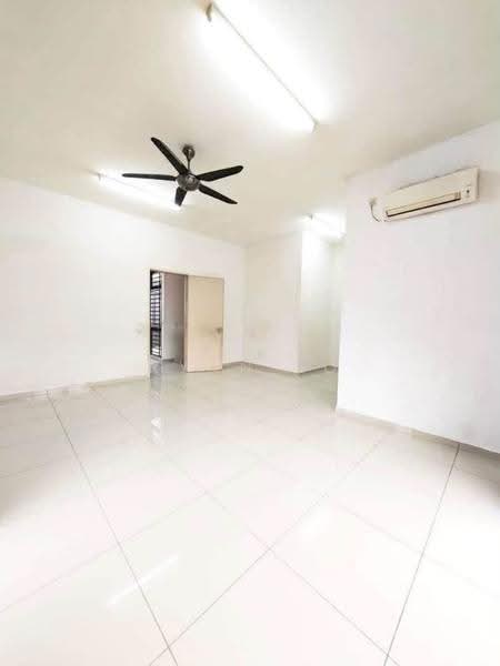 Cluster House for Sale in Bukit Indah (Iskandar Puteri (Nusajaya)) - Ryan Eo - Living Room - PropertyGuru.com.my