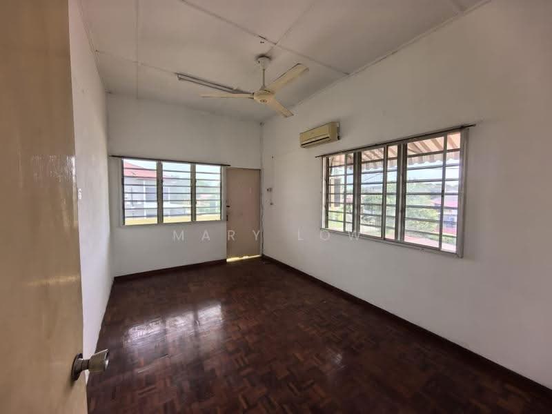 2-storey Terraced House for Sale in Kampung Lapan (Melaka City) - Mary Low - Interior - PropertyGuru.com.my