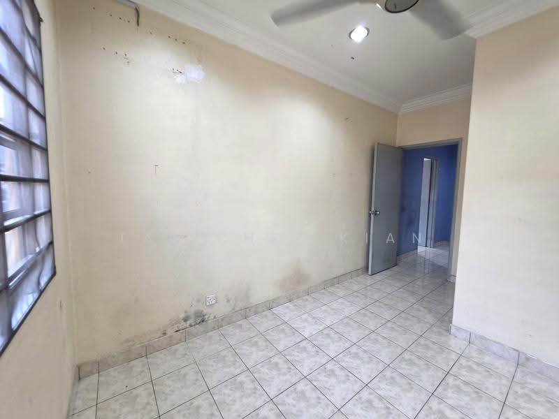 Terraced House for Sale in Bandar Kinrara Seksyen 5 (Bandar Kinrara) - Tan Chee Kian - Interior - PropertyGuru.com.my
