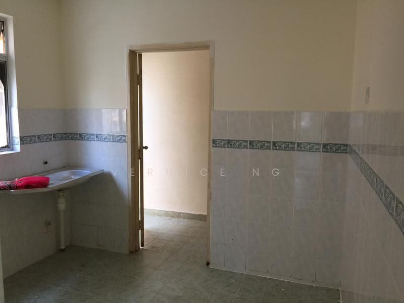 Apartment for Rent at Mantin - Vernice Ng - Kitchen - PropertyGuru.com.my