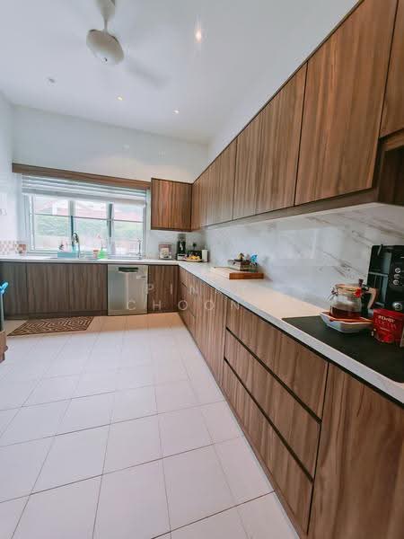 2.5-storey Terraced House for Sale in Valencia (Sungai Buloh) - Pinky Choong - Kitchen - PropertyGuru.com.my