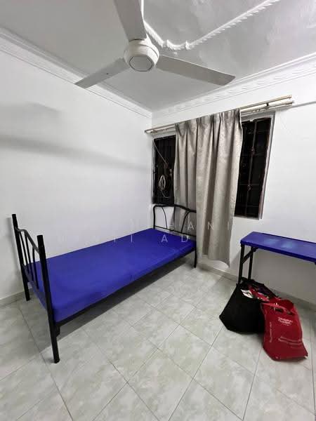 Flat for Rent at Kondo Rakyat - FARAH HANIM BINTI AD SUHADAK SUHADAK - Bedroom - PropertyGuru.com.my