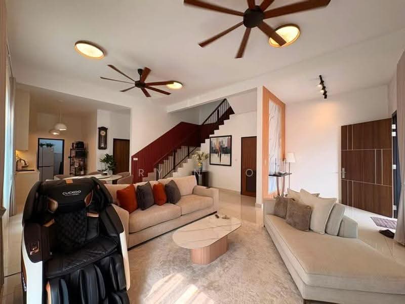 Cluster House for Sale in Johor Bahru (Johor) - Ryan Eo - Living Room - PropertyGuru.com.my