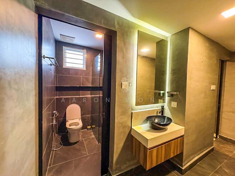 Kedai / Pejabat untuk Disewa di Bangsar (Kuala Lumpur) - Aaron Wong - Bathroom - PropertyGuru.com.my
