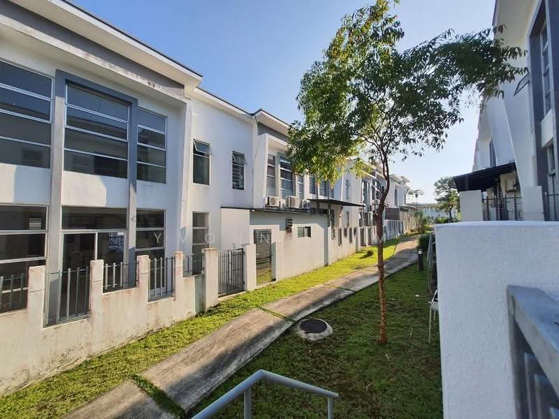 3-storey Terraced House for Sale in Masai (Johor) - Yvonne Lim - Exterior - PropertyGuru.com.my