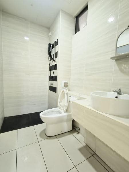 Service Residence for Rent at D'Summit Residences - CK Lim - Bathroom - PropertyGuru.com.my
