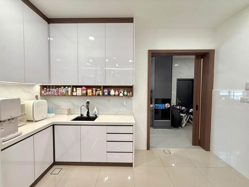 2-storey Terraced House for Sale in Setia Alam (Selangor) - Sonia Soh - Kitchen - PropertyGuru.com.my