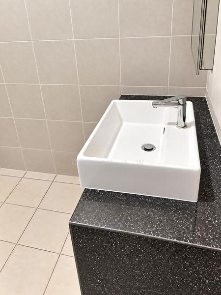 Rumah Teres 2-Tingkat untuk Dijual di Eco Forest (Semenyih) - CK Law - Bathroom - PropertyGuru.com.my