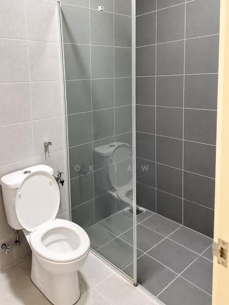 Rumah Teres 2-Tingkat untuk Dijual di Eco Forest (Semenyih) - CK Law - Bathroom - PropertyGuru.com.my